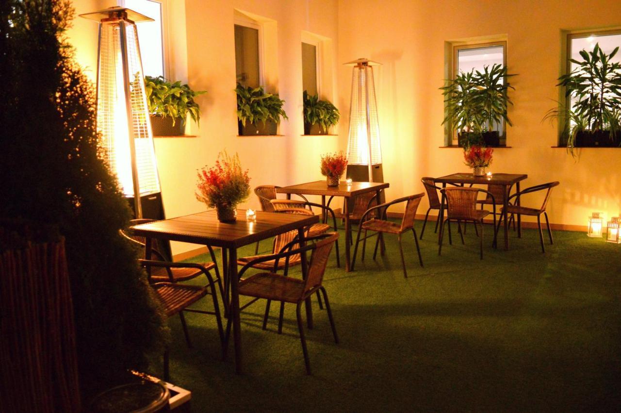 Tailor Hotel Sport & Conference Моронг Экстерьер фото