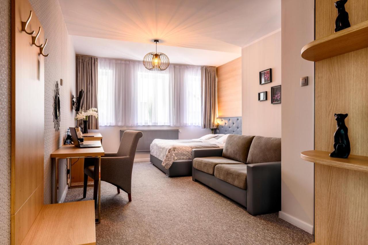 Tailor Hotel Sport & Conference Моронг Экстерьер фото